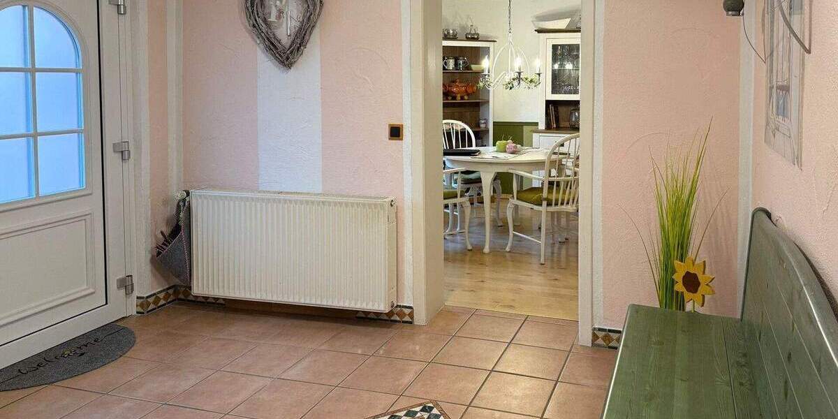 Einfamilienhaus Hachenburg VG - 5 Zimmer, 132 m&sup2;, 229.000&euro; | Angebot:25691833