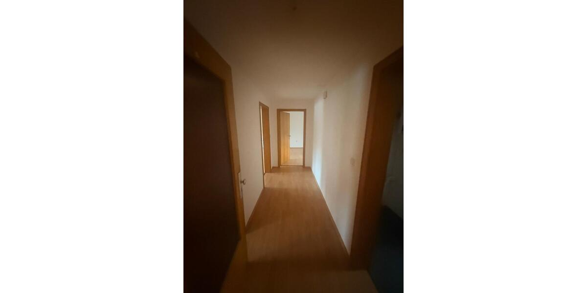Etagenwohnung Siegen Dillnhütten - 3 Zimmer, 77 m&sup2;, 577&euro; | Angebot:25646308