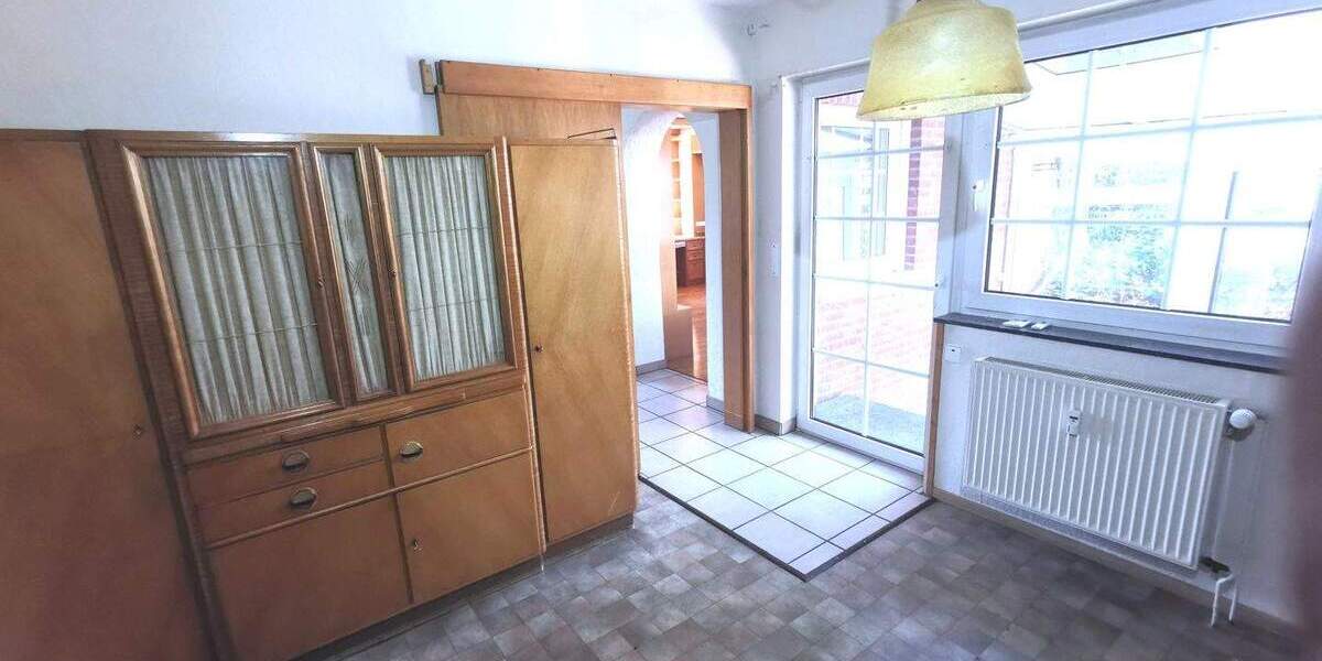 Mehrfamilienhaus, Wohnhaus Derschen - 9 Zimmer, 330.000&euro; | Angebot:25689028
