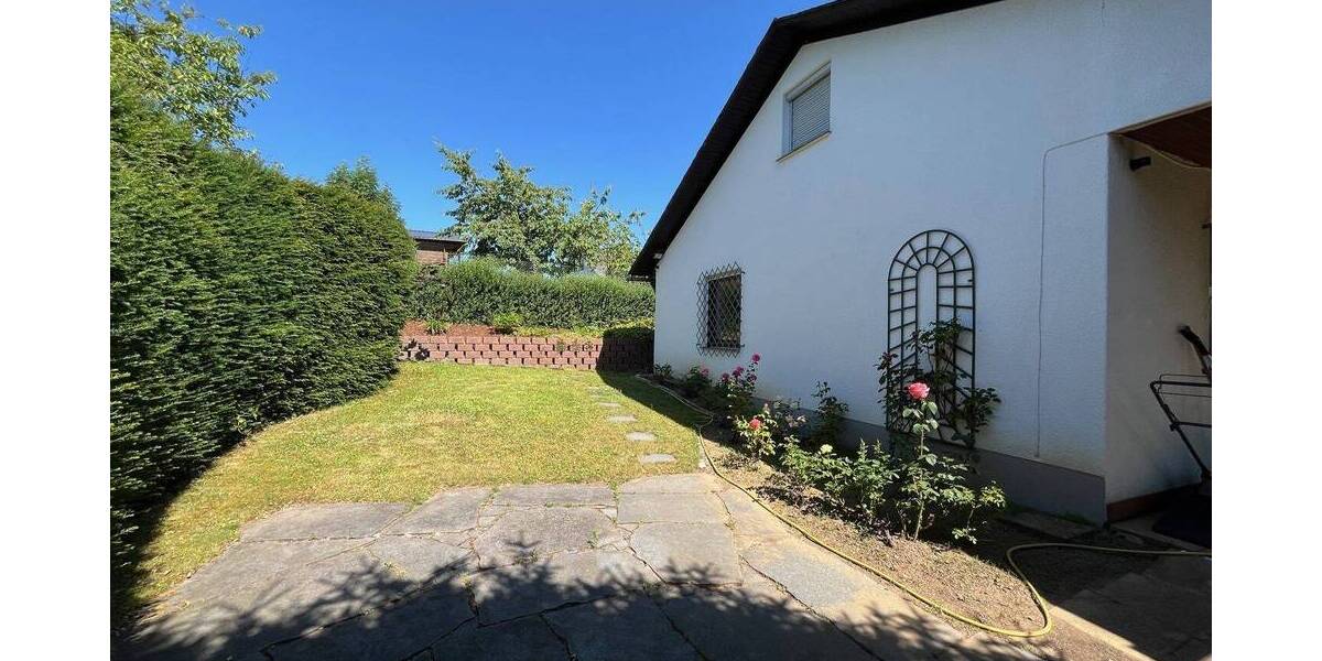 Einfamilienhaus Dillenburg - 7 Zimmer, 131 m&sup2;, 369.000&euro; | Angebot:25667771