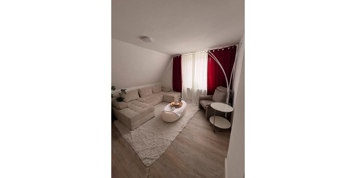 Dachgeschoßwohnung Neunkirchen - 3 Zimmer, 54 m&sup2;, 658&euro; | Angebot:26579749