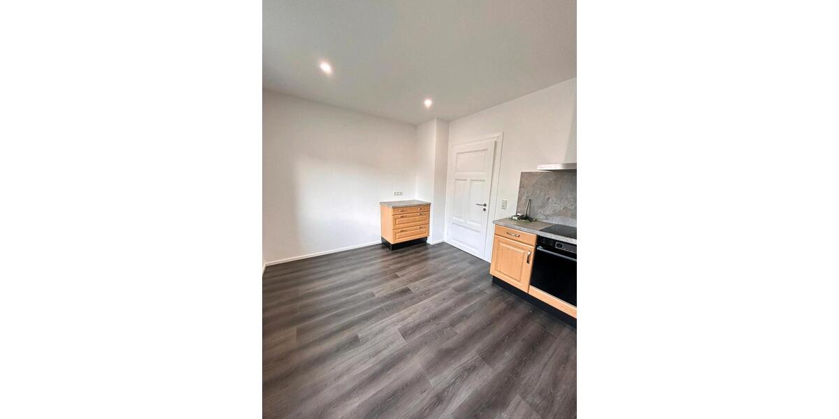 Etagenwohnung Waldbröl - 2 Zimmer, 85 m&sup2;, 750&euro; | Angebot:25569625