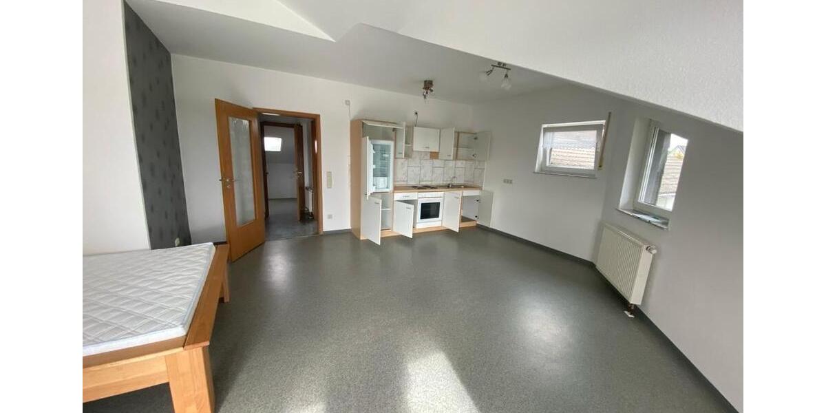 Dachgeschoßwohnung Nauroth - 1 Zimmer, 45 m&sup2;, 430&euro; | Angebot:25929904