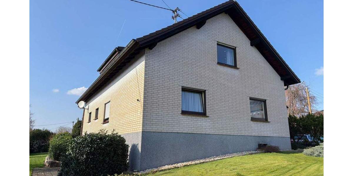 Mehrfamilienhaus, Wohnhaus Hamm/Sieg Sieg - 6 Zimmer, 190 m&sup2;, 395.000&euro; | Angebot:25691943