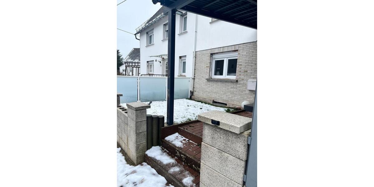 Doppelhaushälfte Burbach - 5 Zimmer, 137 m&sup2;, 135.000&euro; | Angebot:25022517