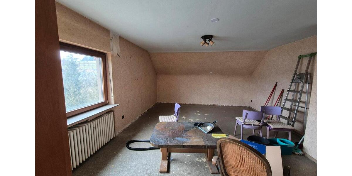 Dachgeschoßwohnung Haiger - 4 Zimmer, 75 m&sup2;, 850&euro; | Angebot:26004069