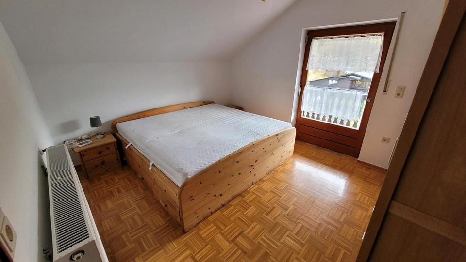 Etagenwohnung Bad Laasphe - 5 Zimmer, 130 m&sup2;, 700&euro; | Angebot:25221271