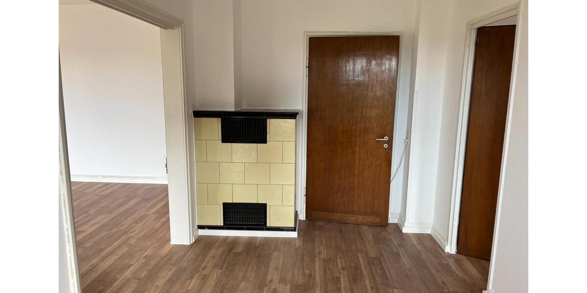 Etagenwohnung Siegen - 4 Zimmer, 93 m&sup2;, 1.050&euro; | Angebot:24785421