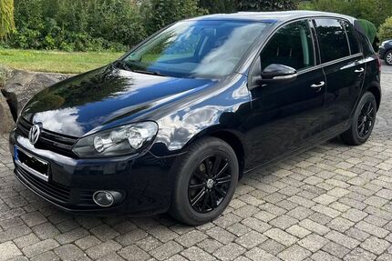 VW Golf 115.000 km 7.100 &euro; Breitscheid 35767