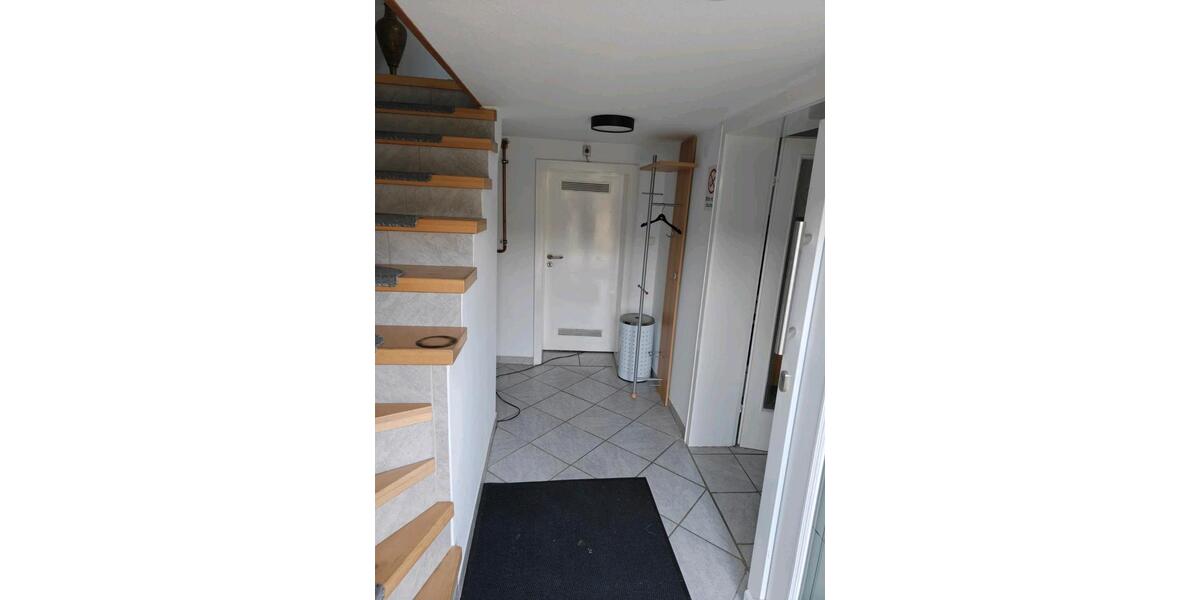 Etagenwohnung Kirchen (Sieg) - 1 Zimmer, 65 m&sup2;, 650&euro; | Angebot:25857564