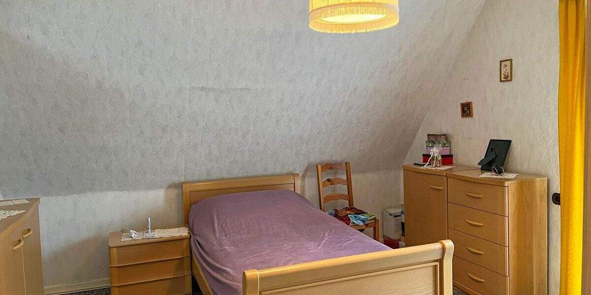 Doppelhaushälfte Hamm - 4 Zimmer, 93 m&sup2;, 109.000&euro; | Angebot:25776377