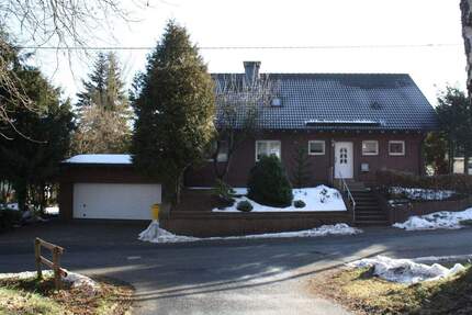 Haus Bad Laasphe Feudingen - 6 Zimmer, 150 m&sup2;, 379.000&euro; | Angebot:25665610