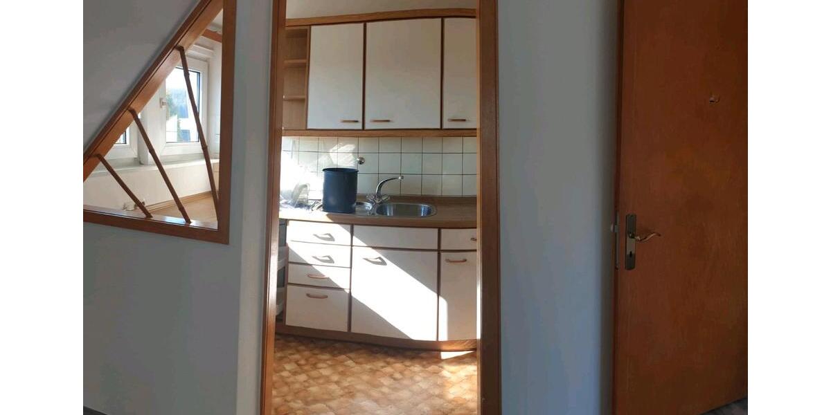 Etagenwohnung Hilchenbach - 3.5 Zimmer, 67 m&sup2;, 850&euro; | Angebot:25349127