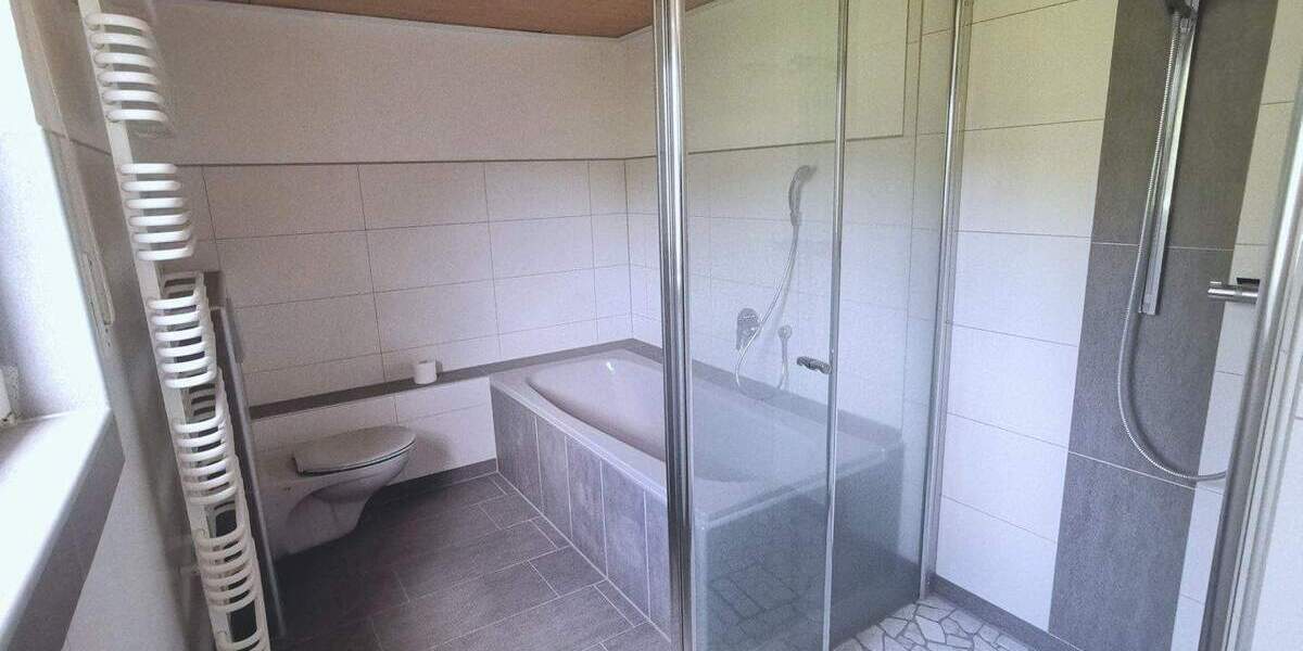 Mehrfamilienhaus, Wohnhaus Derschen - 9 Zimmer, 330.000&euro; | Angebot:25689028