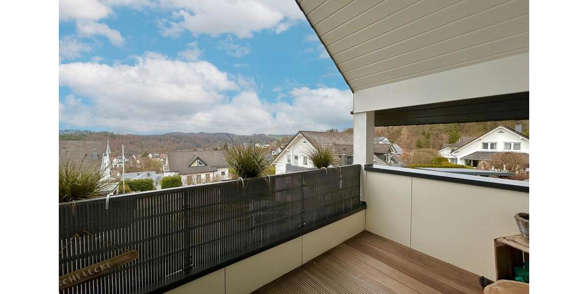 Dachgeschoßwohnung Olpe - 3 Zimmer, 96 m&sup2;, 995&euro; | Angebot:24536438