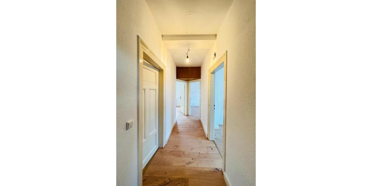 Etagenwohnung Netphen - 5 Zimmer, 110 m&sup2;, 1.150&euro; | Angebot:26496109