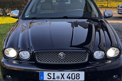 Jaguar X-Type 158.995 km 6.380 &euro; Netphen 57250