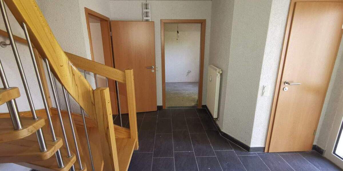 Mehrfamilienhaus, Wohnhaus Derschen - 9 Zimmer, 330.000&euro; | Angebot:25689028