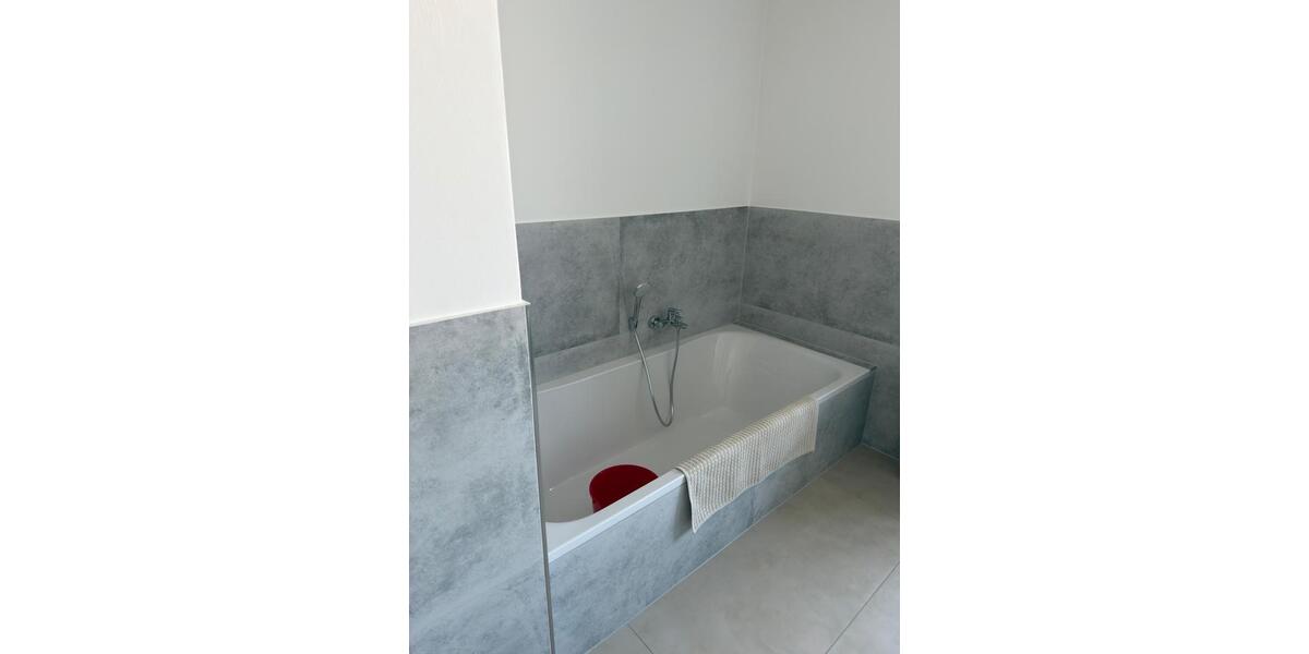 Etagenwohnung Kreuztal - 2 Zimmer, 80 m&sup2;, 960&euro; | Angebot:25992733