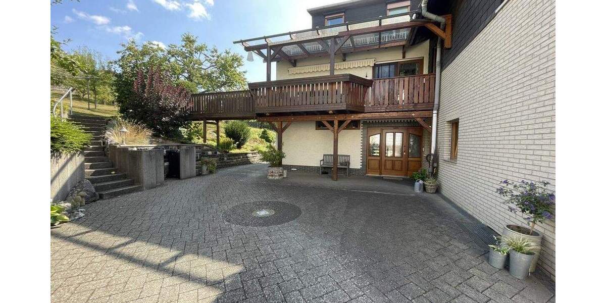 Mehrfamilienhaus, Wohnhaus Eschenburg / Eiershausen Eiershausen - 1 Zimmer, 234 m&sup2;, 429.000&euro; | Angebot:25674834