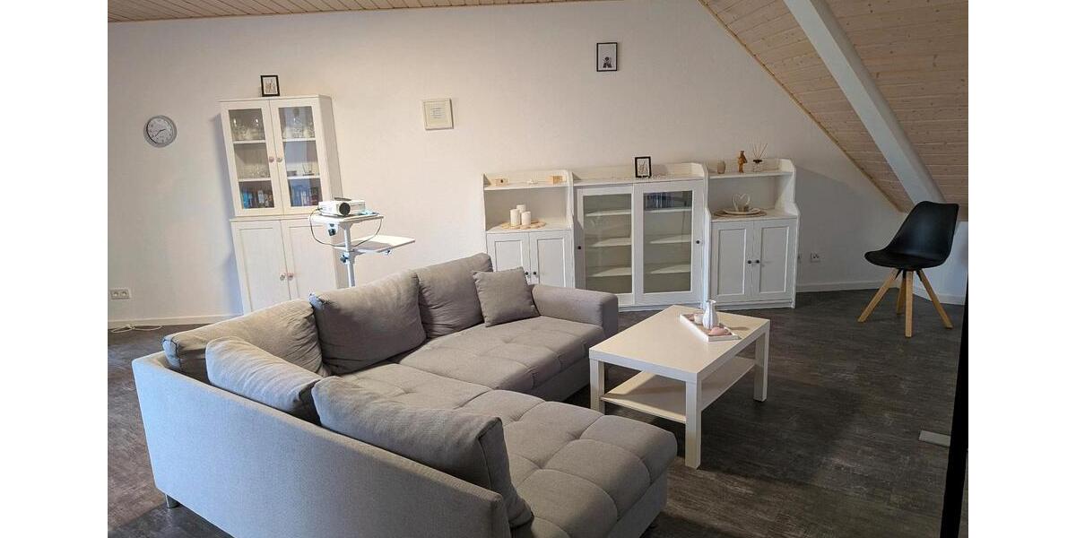 Dachgeschoßwohnung Rennerod - 2 Zimmer, 90 m&sup2;, 650&euro; | Angebot:25976018