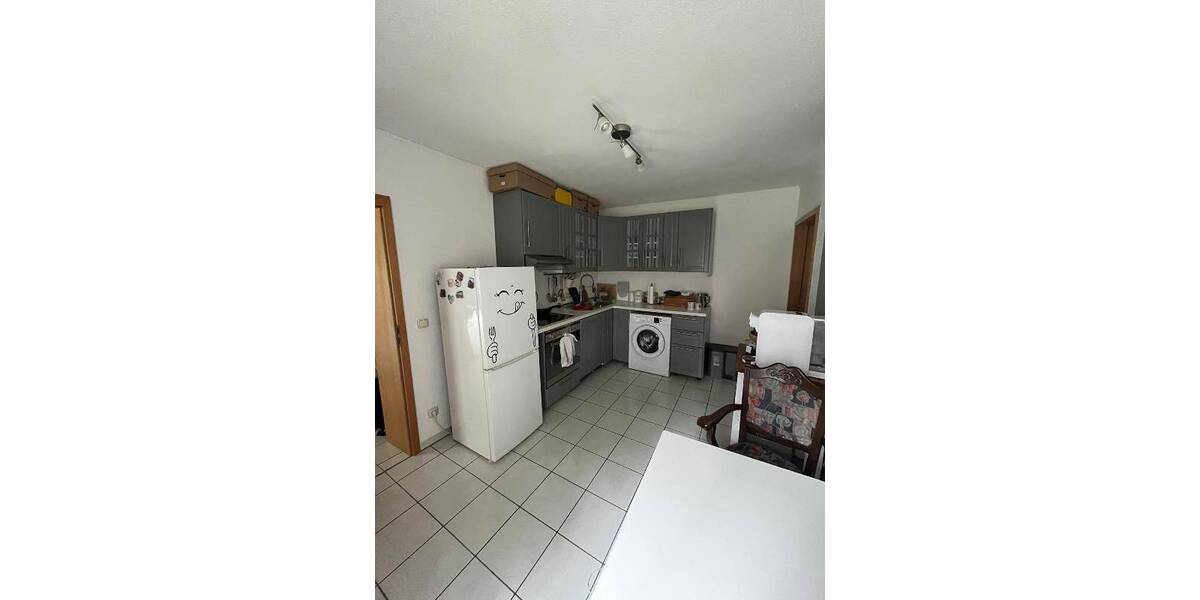 Etagenwohnung Siegen Birlenbach - 2 Zimmer, 80 m&sup2;, 650&euro; | Angebot:25681516