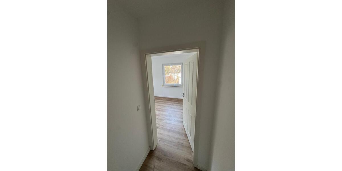 Etagenwohnung Siegen - 3 Zimmer, 86 m&sup2;, 825&euro; | Angebot:25958291