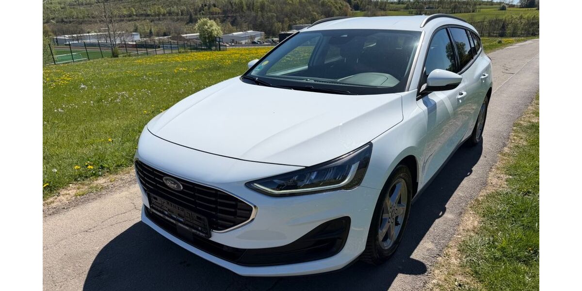 Ford Focus 52.000 km 16.990 &euro; Kirchhundem 57399