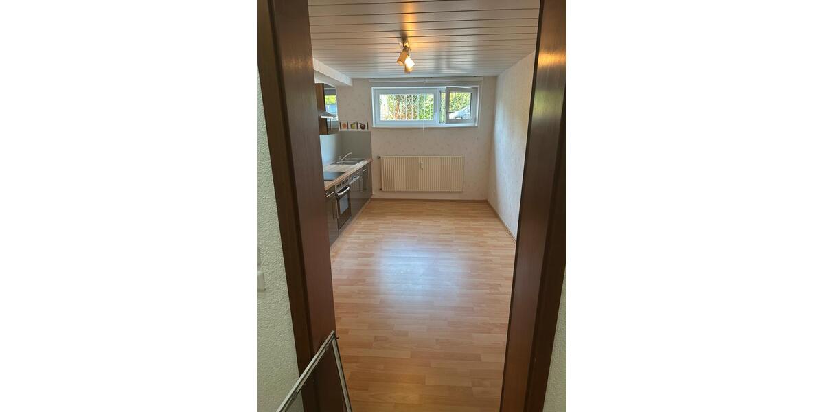 Etagenwohnung Haiger - 2 Zimmer, 65 m&sup2;, 750&euro; | Angebot:25293311