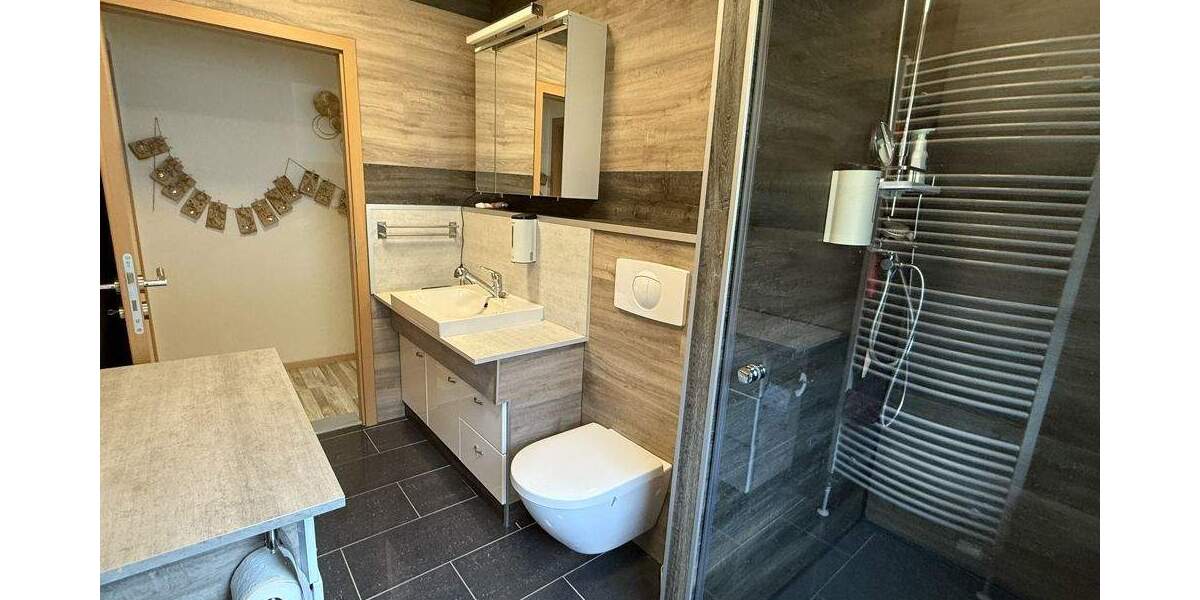 Einfamilienhaus Alsdorf - 4 Zimmer, 140 m&sup2;, 250.000&euro; | Angebot:25775950