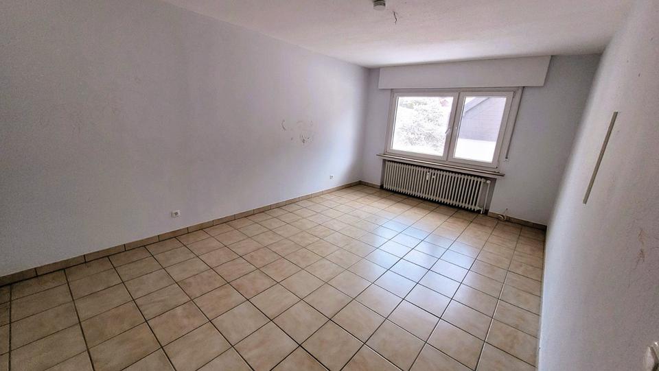 Etagenwohnung Netphen - 3 Zimmer, 94 m&sup2;, 650&euro; | Angebot:25656497