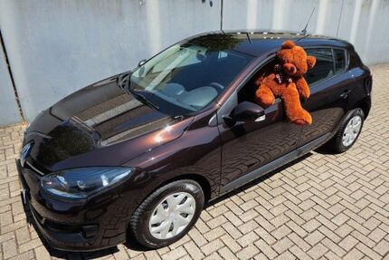 Renault Megane 28.500 km 8.299 &euro; Kreuztal-Krombach 57223