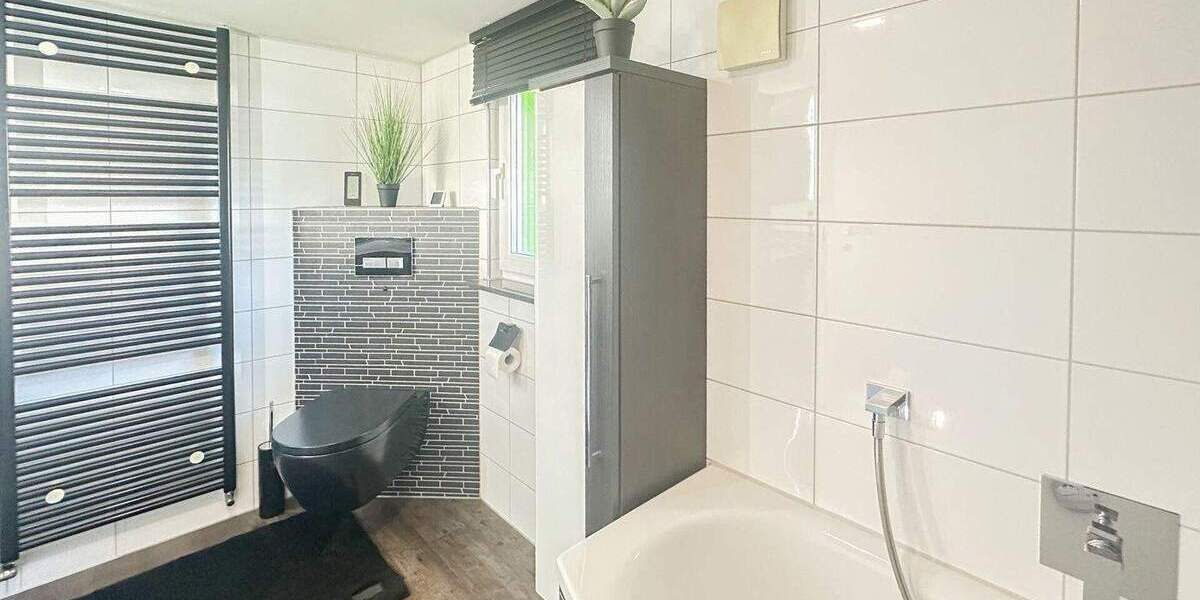 Einfamilienhaus Betzdorf-Gebhardshain VG Gebhardshain VG - 9 Zimmer, 182 m&sup2;, 399.000&euro; | Angebot:25776438