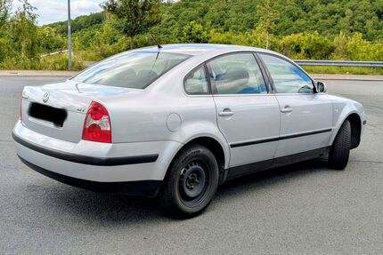 VW Passat 94.000 km 4.999 &euro; Siegen 57072