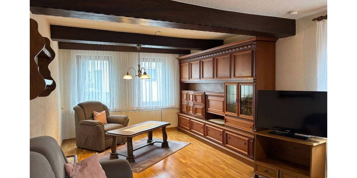 Mehrfamilienhaus, Wohnhaus Hamm/Sieg Sieg - 6 Zimmer, 214 m&sup2;, 129.000&euro; | Angebot:25691824