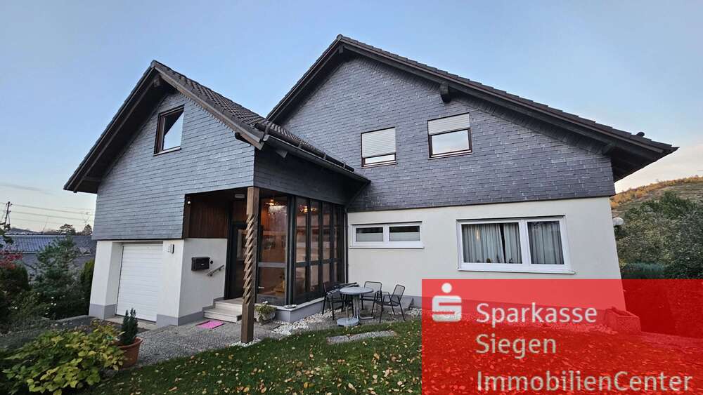 Einfamilienhaus Wilnsdorf - 11 Zimmer, 333 m&sup2;, 428.000&euro; | Angebot:25204044