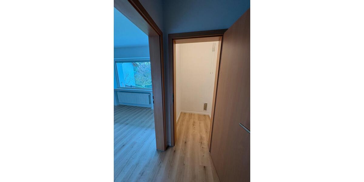 Etagenwohnung Freudenberg - 3 Zimmer, 85 m&sup2;, 680&euro; | Angebot:26040079