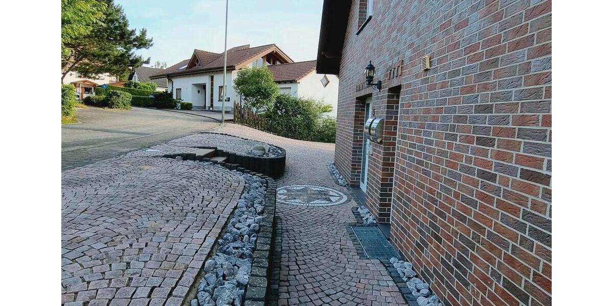 Einfamilienhaus Burbach - 8 Zimmer, 570.000&euro; | Angebot:22469410