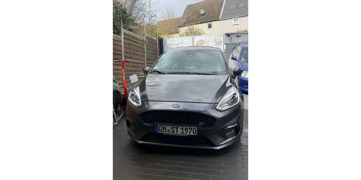 Ford Fiesta 133.000 km 10.900 &euro; Waldbröl 51545