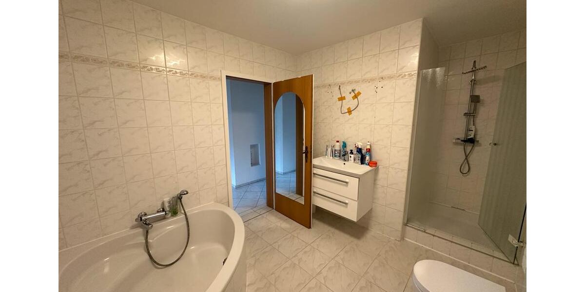 Etagenwohnung Siegen Eiserfeld - 3 Zimmer, 97 m&sup2;, 970&euro; | Angebot:26647382