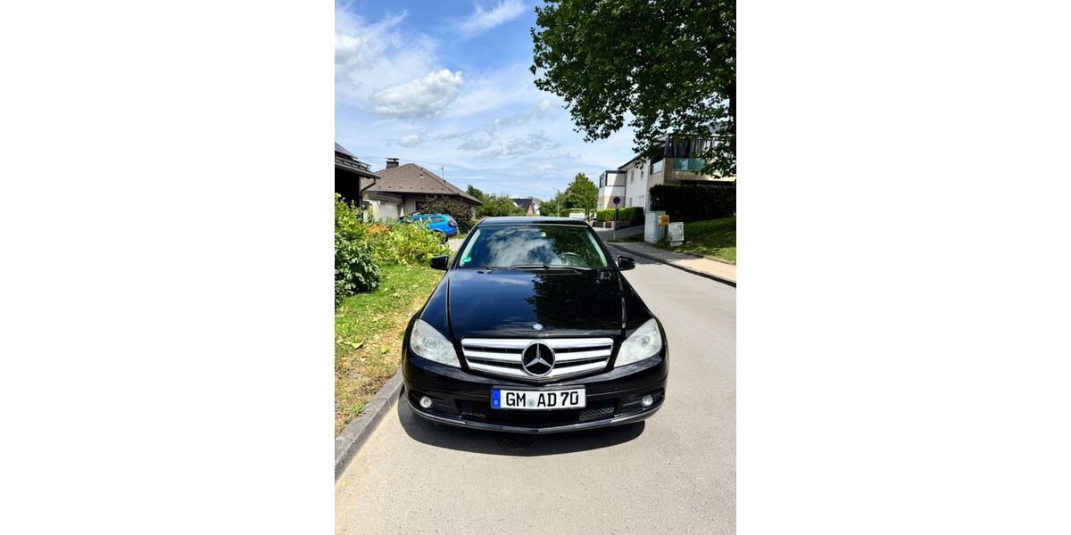 Mercedes-Benz C 250 165.000 km 9.500 &euro; Waldbröl 51545