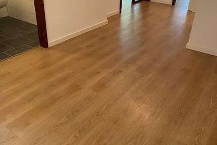 Wohnung Siegen - 3 Zimmer, 81 m&sup2;, 649&euro; | Angebot:27352406