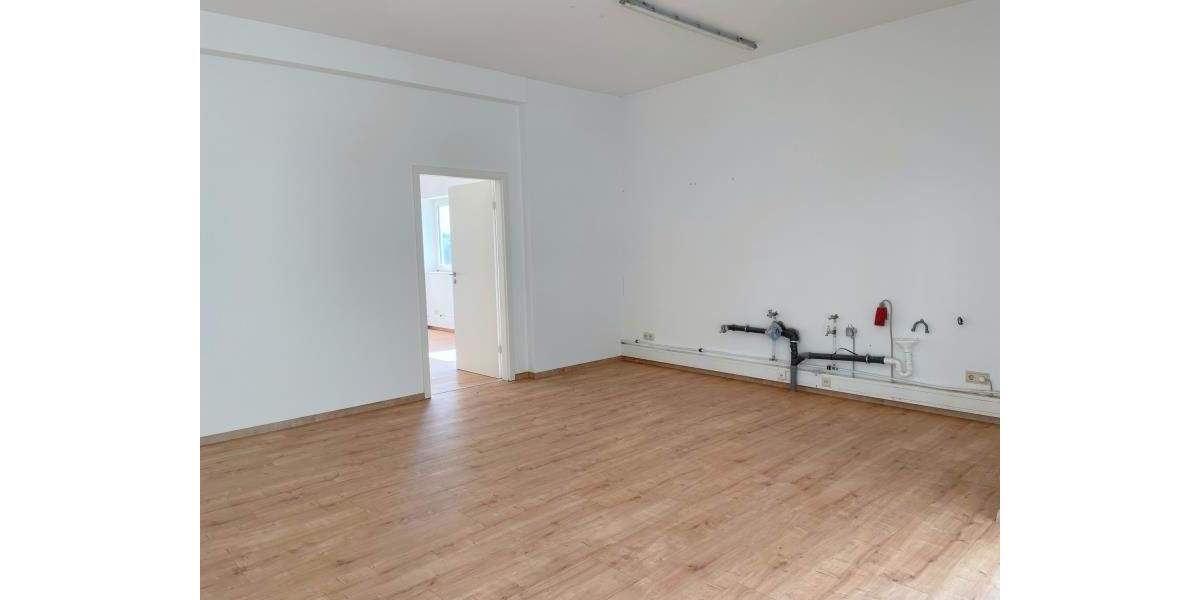 Gewerbeobjekt Rennerod - 2 Zimmer, 150 m&sup2;, 850&euro; | Angebot:25680130