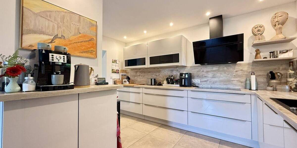 Mehrfamilienhaus, Wohnhaus Grünebach - 7 Zimmer, 230 m&sup2;, 350.000&euro; | Angebot:26859154