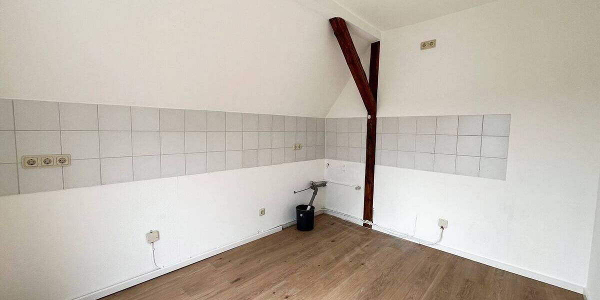 Etagenwohnung Wissen - 2 Zimmer, 91 m&sup2;, 800&euro; | Angebot:26569097