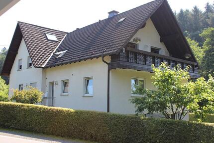 Haus Waldbröl - 12 Zimmer, 275 m&sup2;, 549.000&euro; | Angebot:25161748