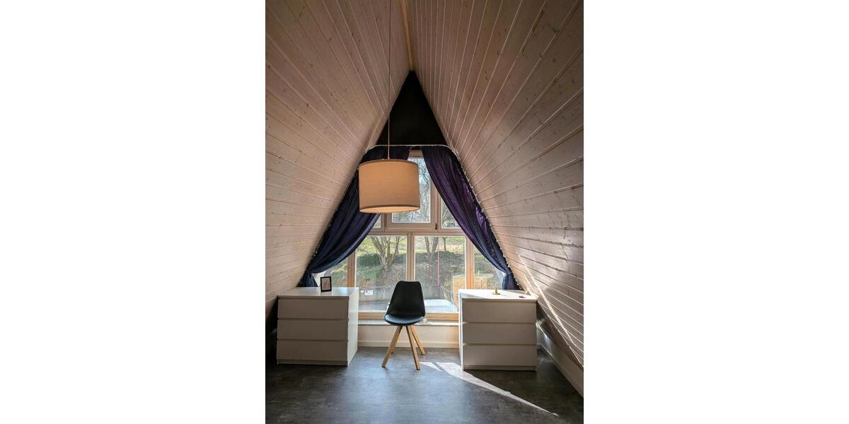 Dachgeschoßwohnung Rennerod - 2 Zimmer, 90 m&sup2;, 650&euro; | Angebot:25830737