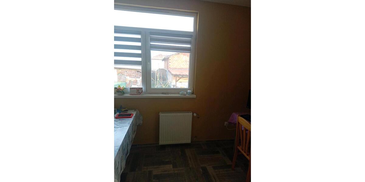 Einfamilienhaus Hamm (Sieg) - 4 Zimmer, 142 m&sup2;, 145.000&euro; | Angebot:25975746