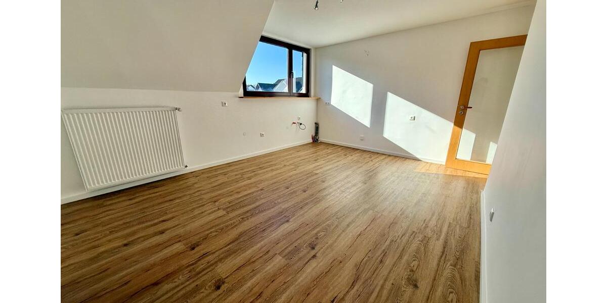 Dachgeschoßwohnung Wenden - 3 Zimmer, 75 m&sup2;, 700&euro; | Angebot:25571216