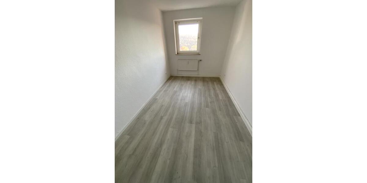 Etagenwohnung Neunkirchen - 3 Zimmer, 65 m&sup2;, 350&euro; | Angebot:24703863